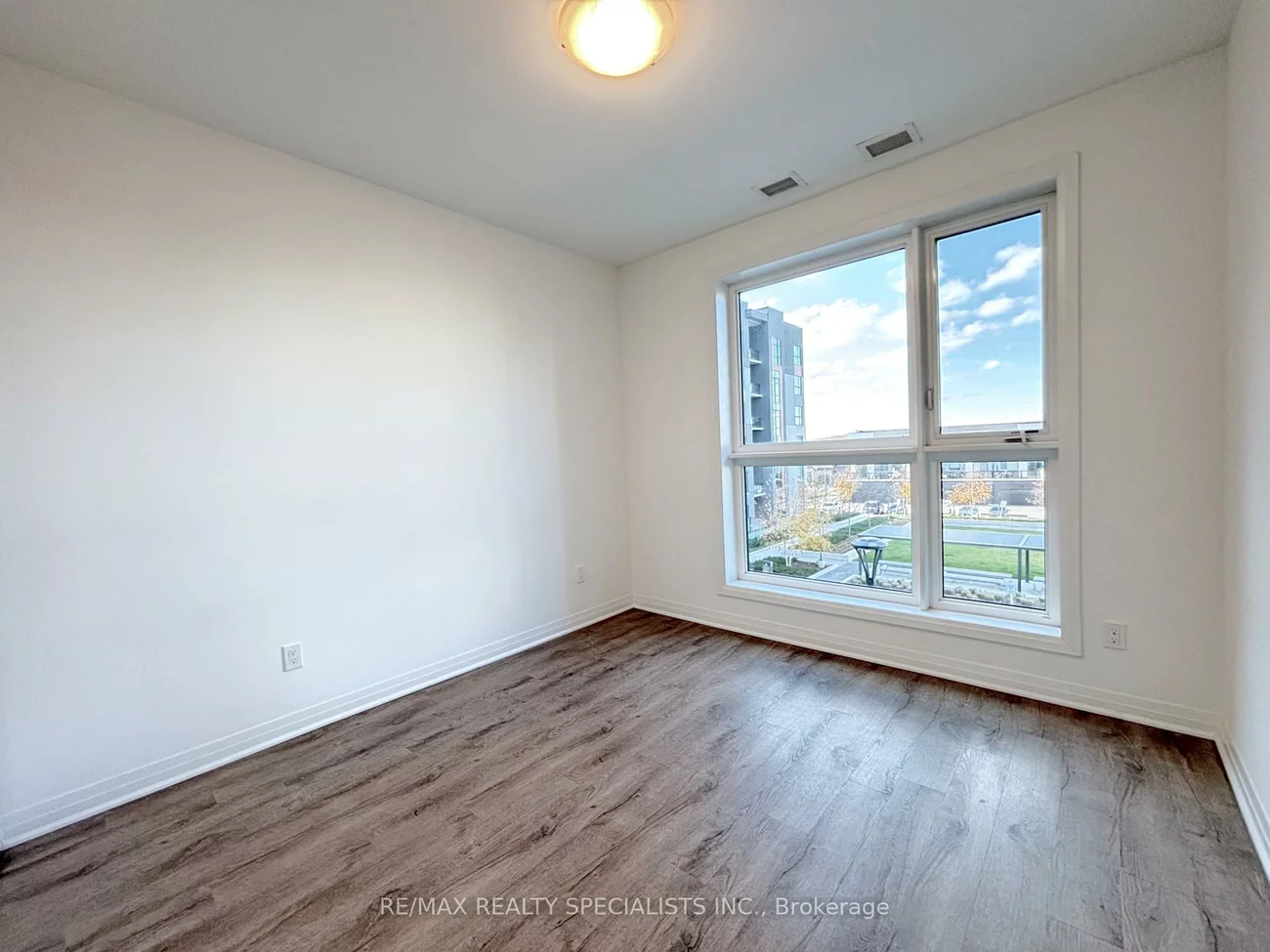 95, Dundas, 1008 - GO Glenorchy, Oakville