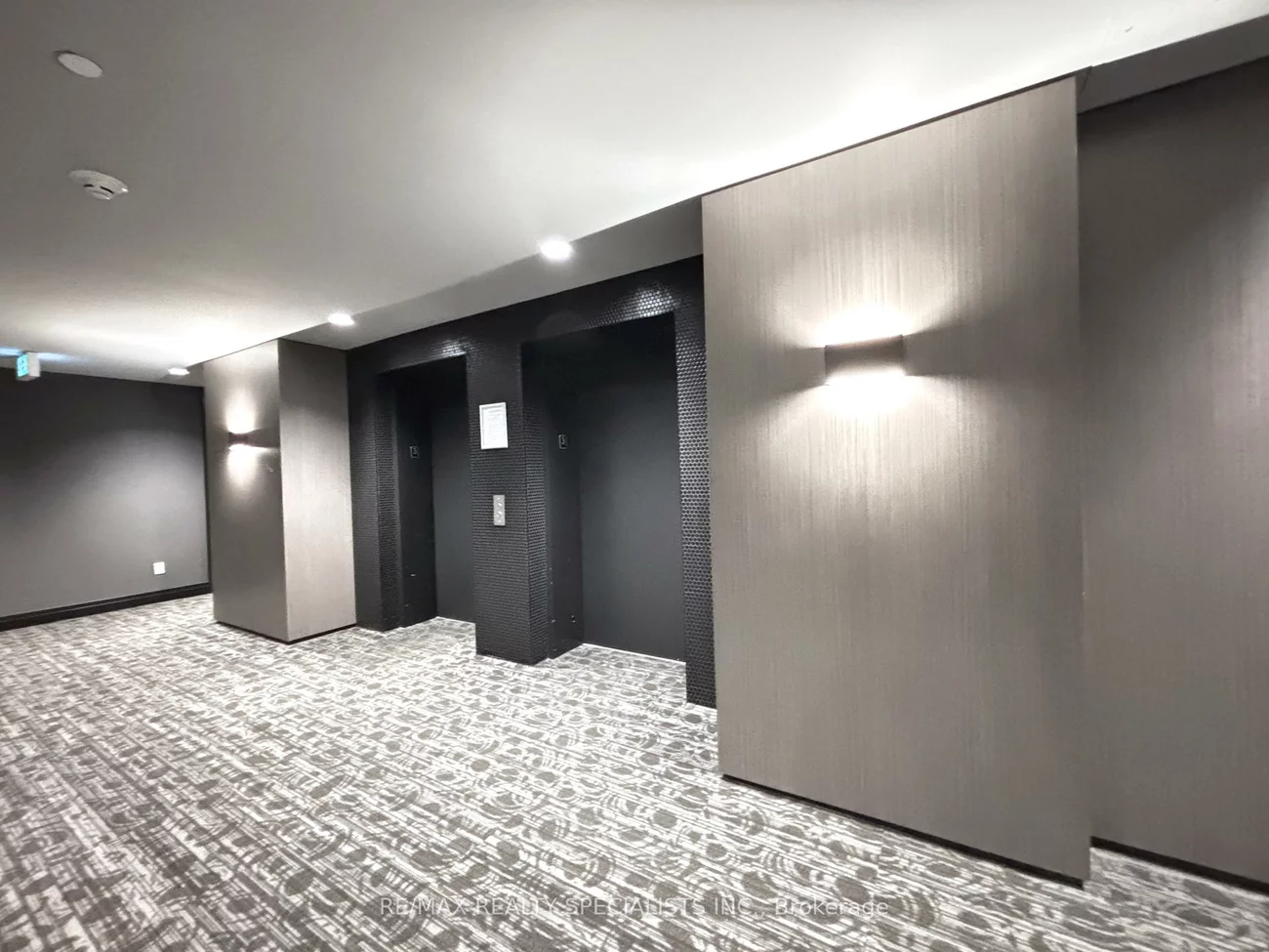 95, Dundas, 1008 - GO Glenorchy, Oakville