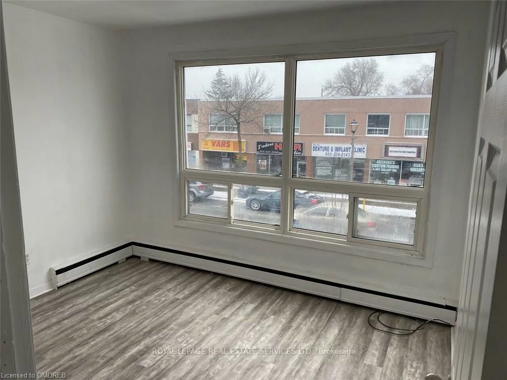 385, KERR, 1002 - CO Central, Oakville