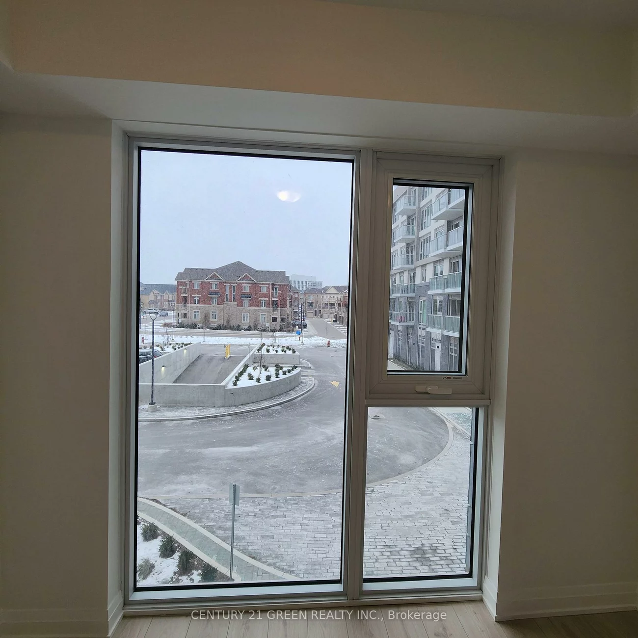 412, Silver Maple, 1010 - JM Joshua Meadows, Oakville