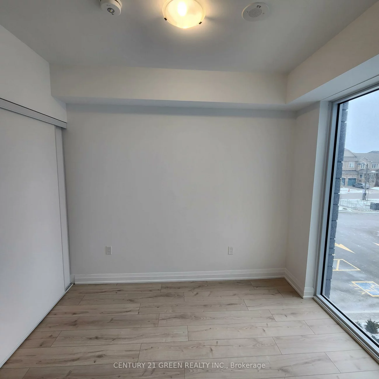 412, Silver Maple, 1010 - JM Joshua Meadows, Oakville