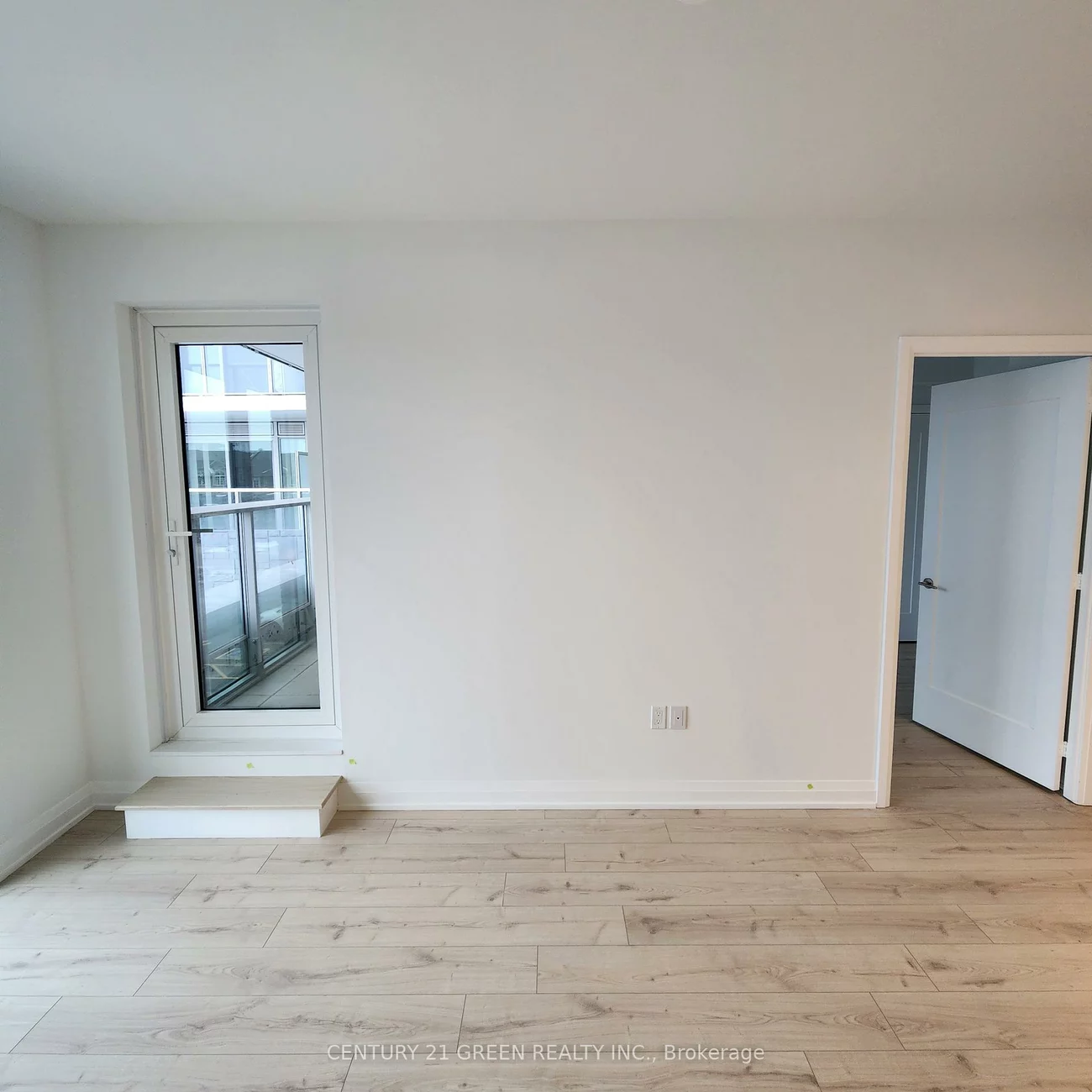 412, Silver Maple, 1010 - JM Joshua Meadows, Oakville