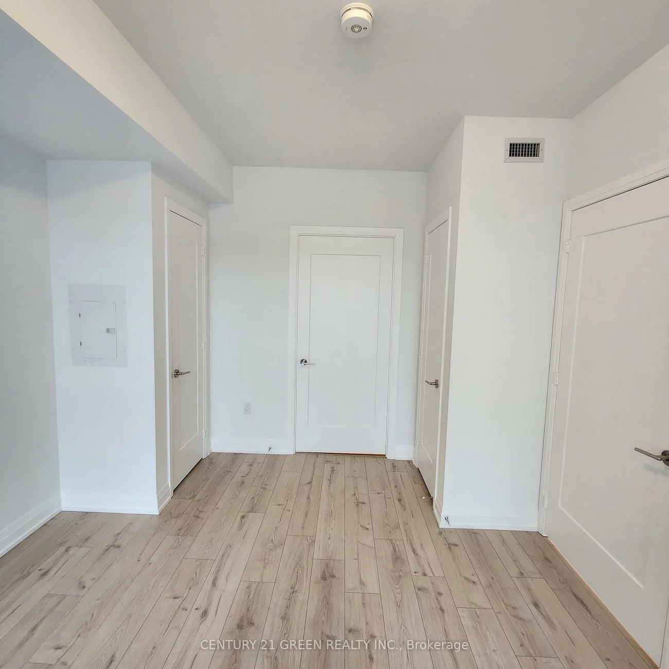 412, Silver Maple, 1010 - JM Joshua Meadows, Oakville