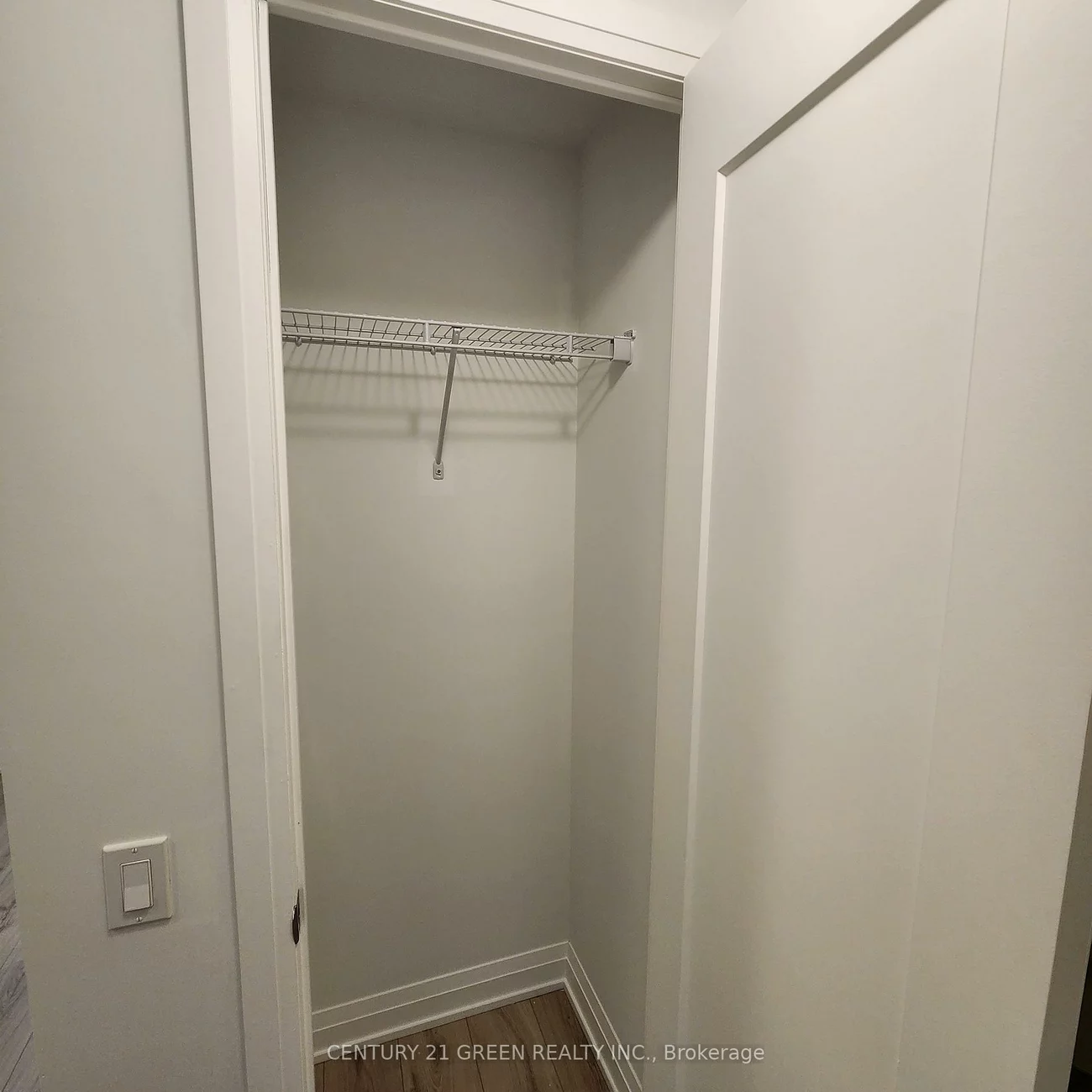 412, Silver Maple, 1010 - JM Joshua Meadows, Oakville