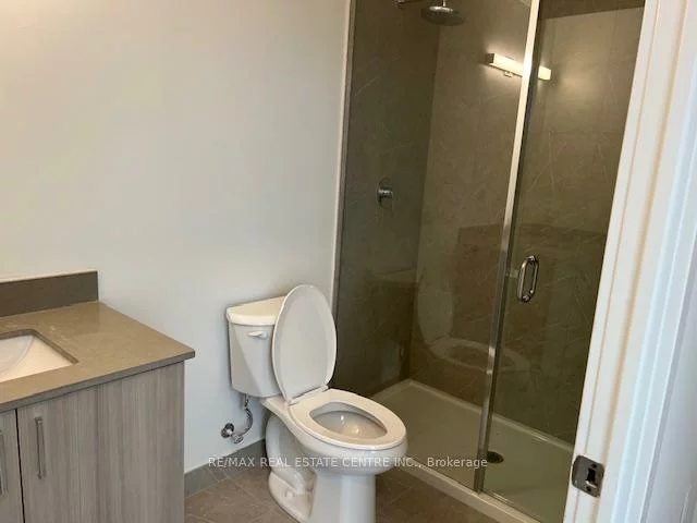 1005, Dundas, 1010 - JM Joshua Meadows, Oakville