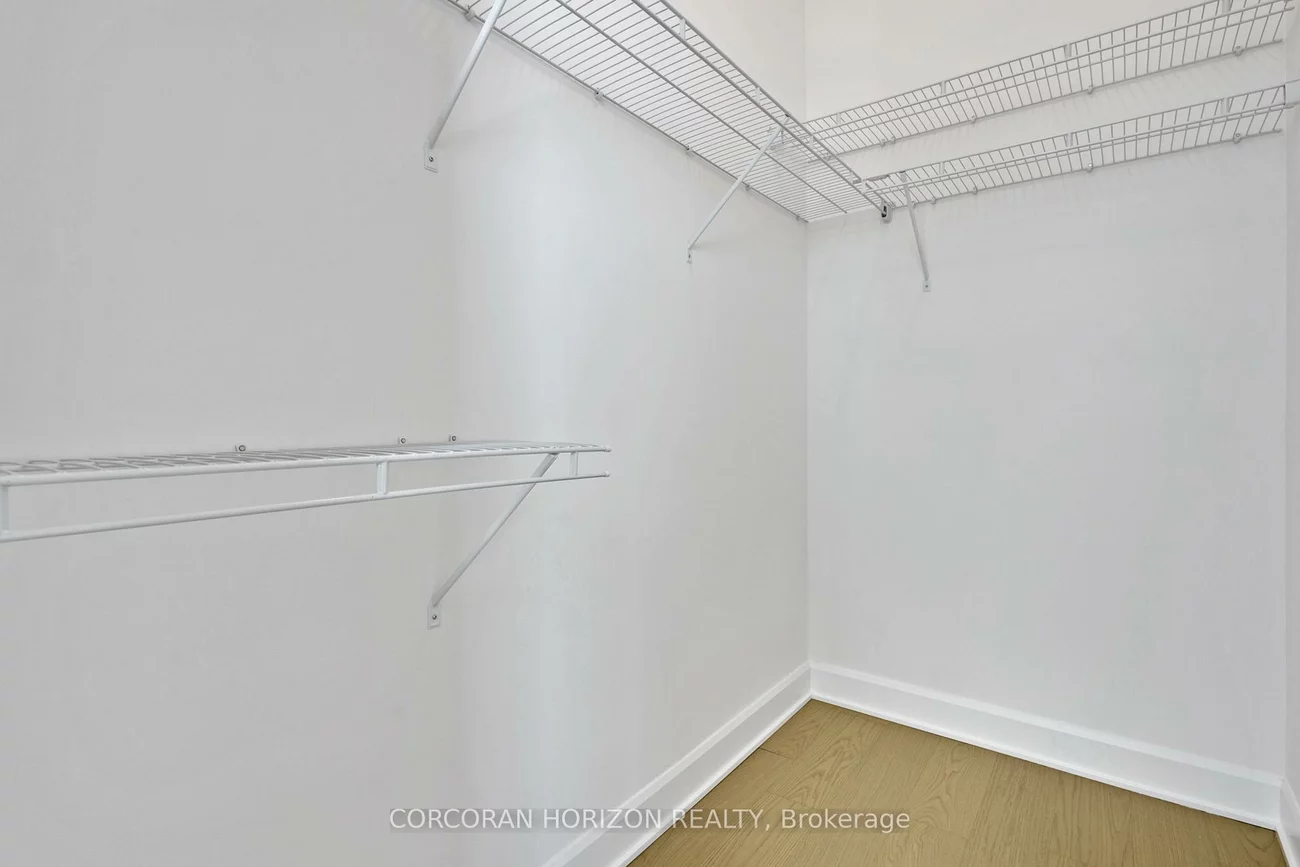 3240, William Coltson, 1010 - JM Joshua Meadows, Oakville