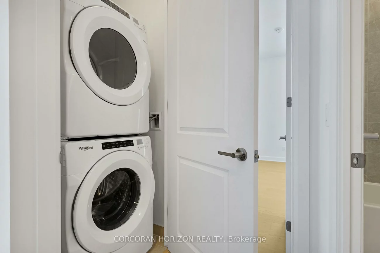 3240, William Coltson, 1010 - JM Joshua Meadows, Oakville