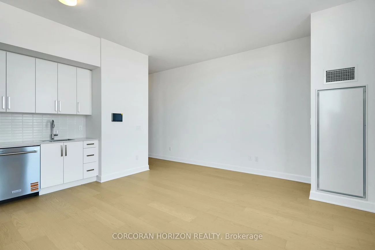 3240, William Coltson, 1010 - JM Joshua Meadows, Oakville