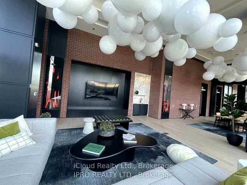 3220, William Coltson Ave., 1010 - JM Joshua Meadows, Oakville