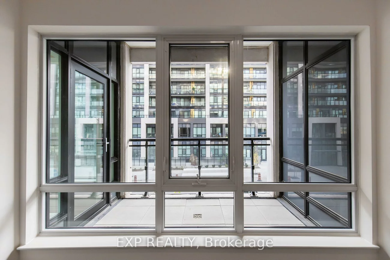 395, Dundas Street West, 1008 - GO Glenorchy, Oakville