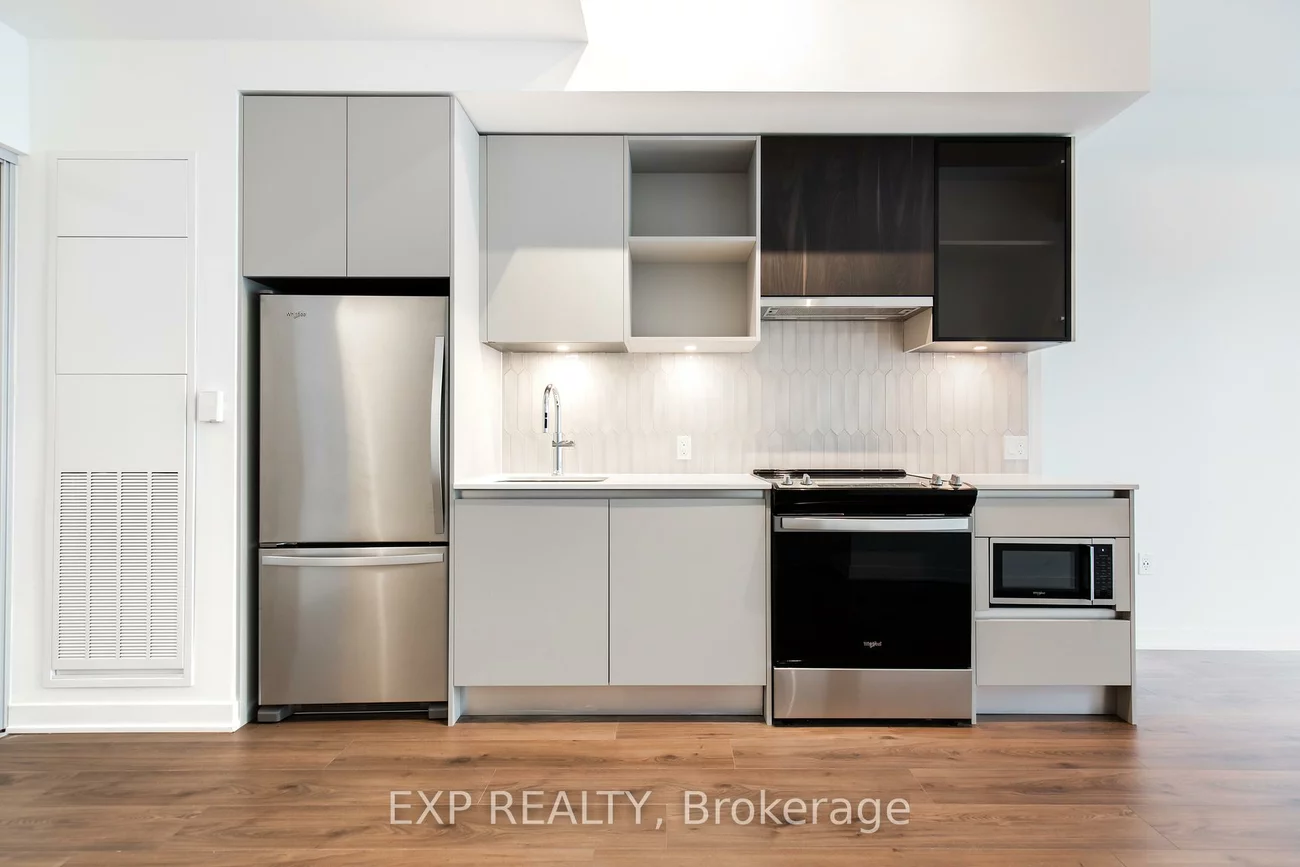 395, Dundas Street West, 1008 - GO Glenorchy, Oakville