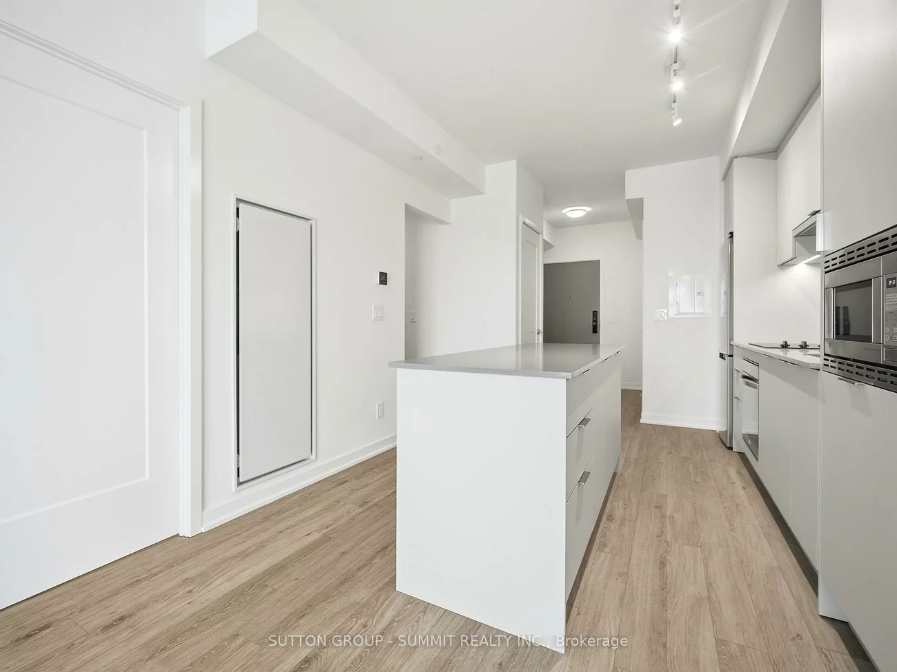 3071, TRAFALGAR, 1010 - JM Joshua Meadows, Oakville