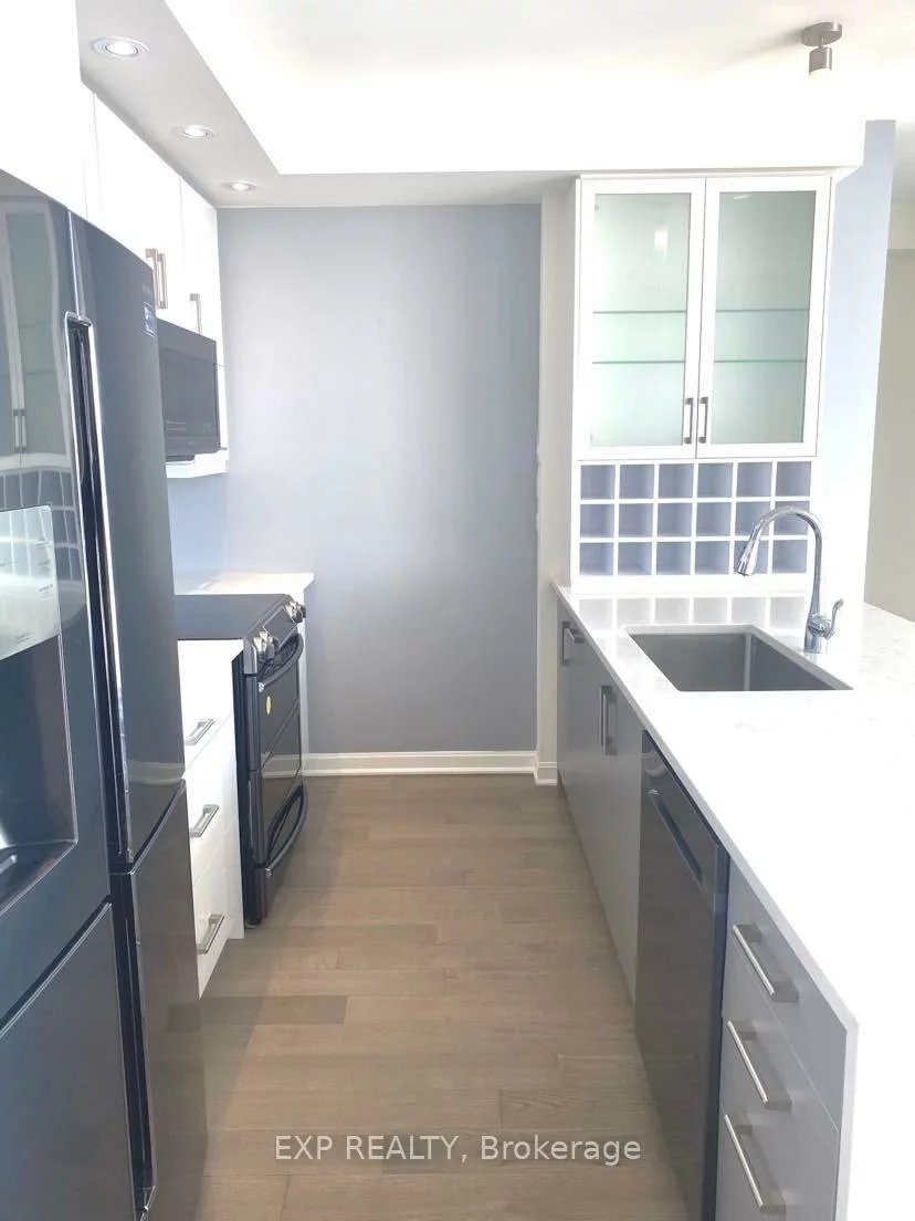 3028, Creekshore, 1008 - GO Glenorchy, Oakville