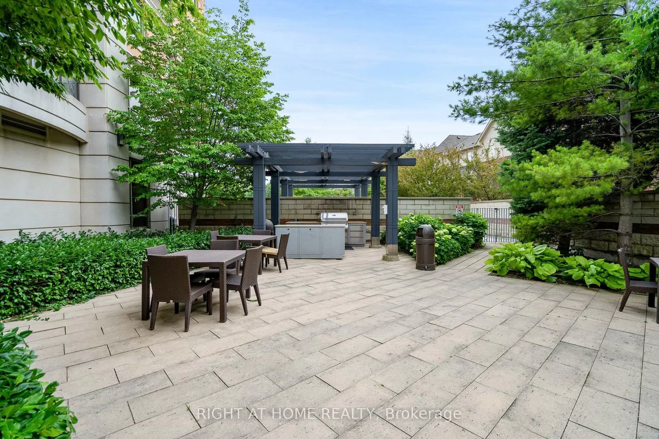 2379, Central Park, 1015 - RO River Oaks, Oakville