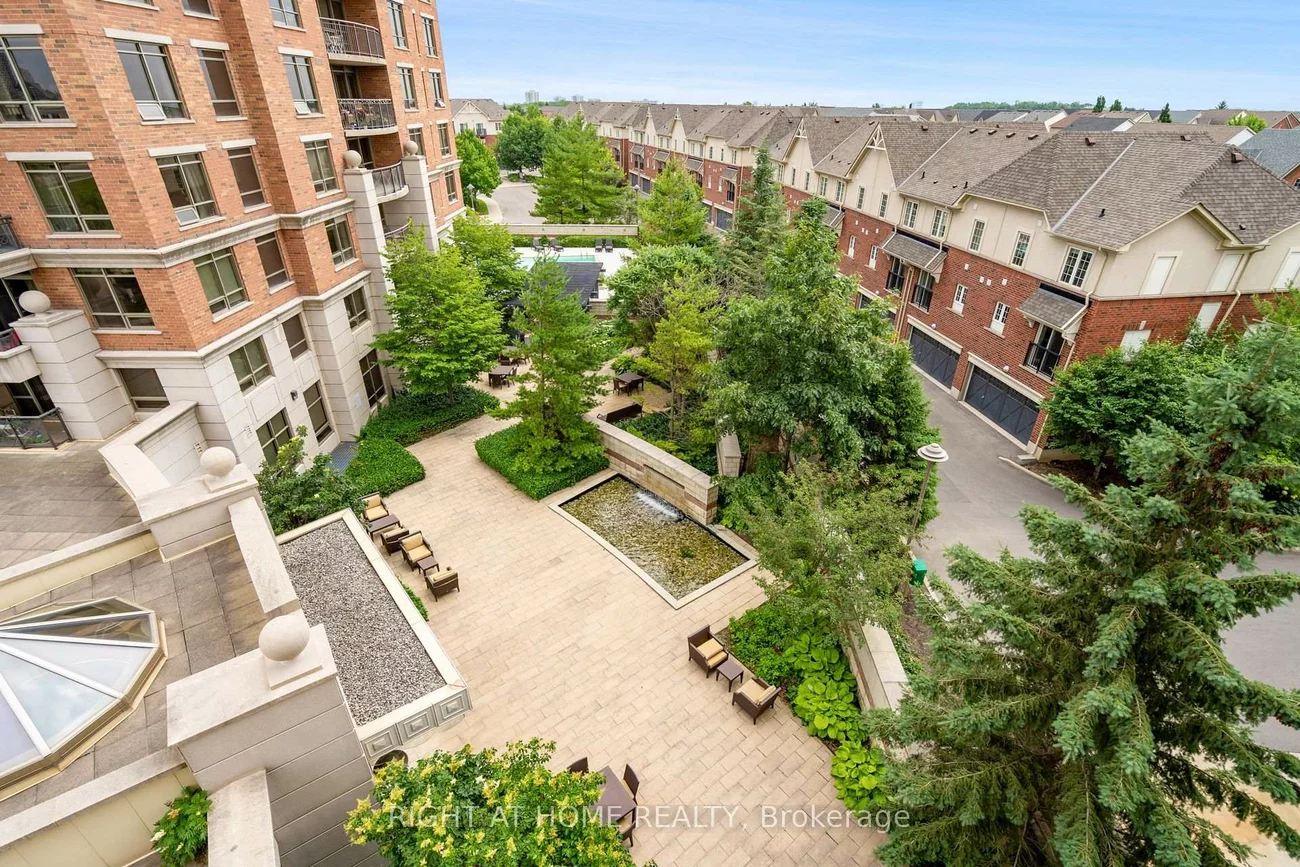 2379, Central Park, 1015 - RO River Oaks, Oakville