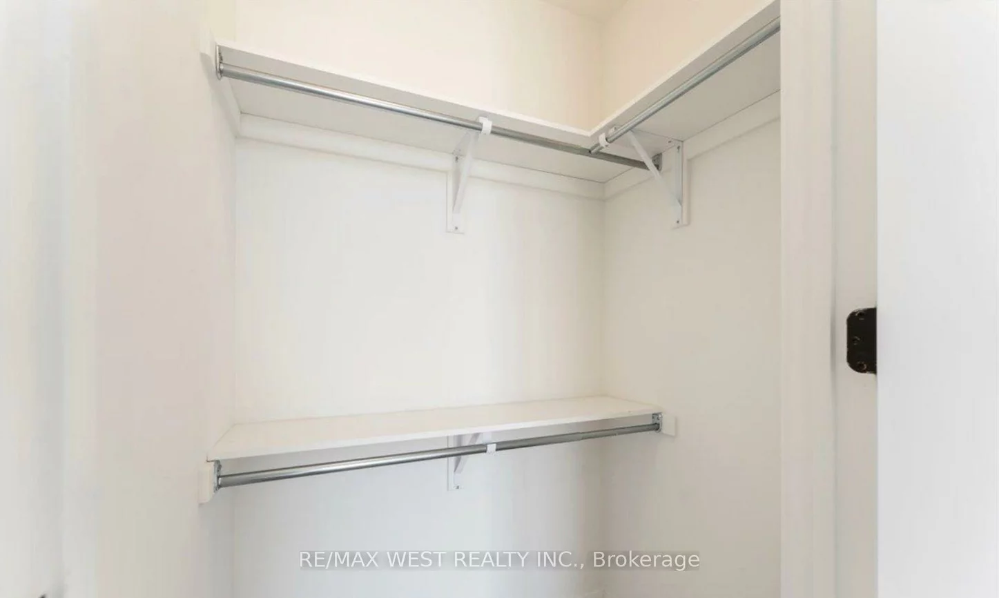 335, Wheat Boom, 1040 - OA Rural Oakville, Oakville