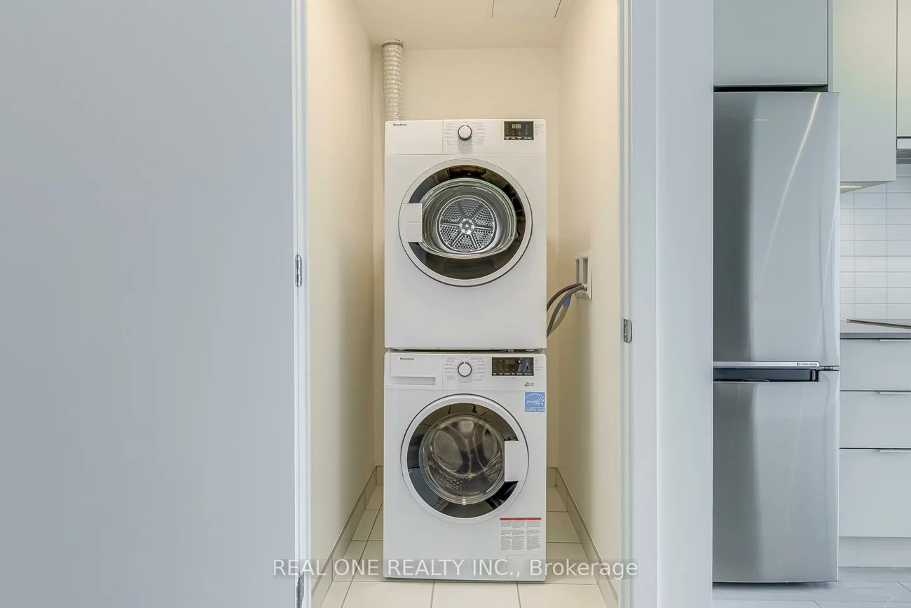 3071, Trafalgar, 1010 - JM Joshua Meadows, Oakville