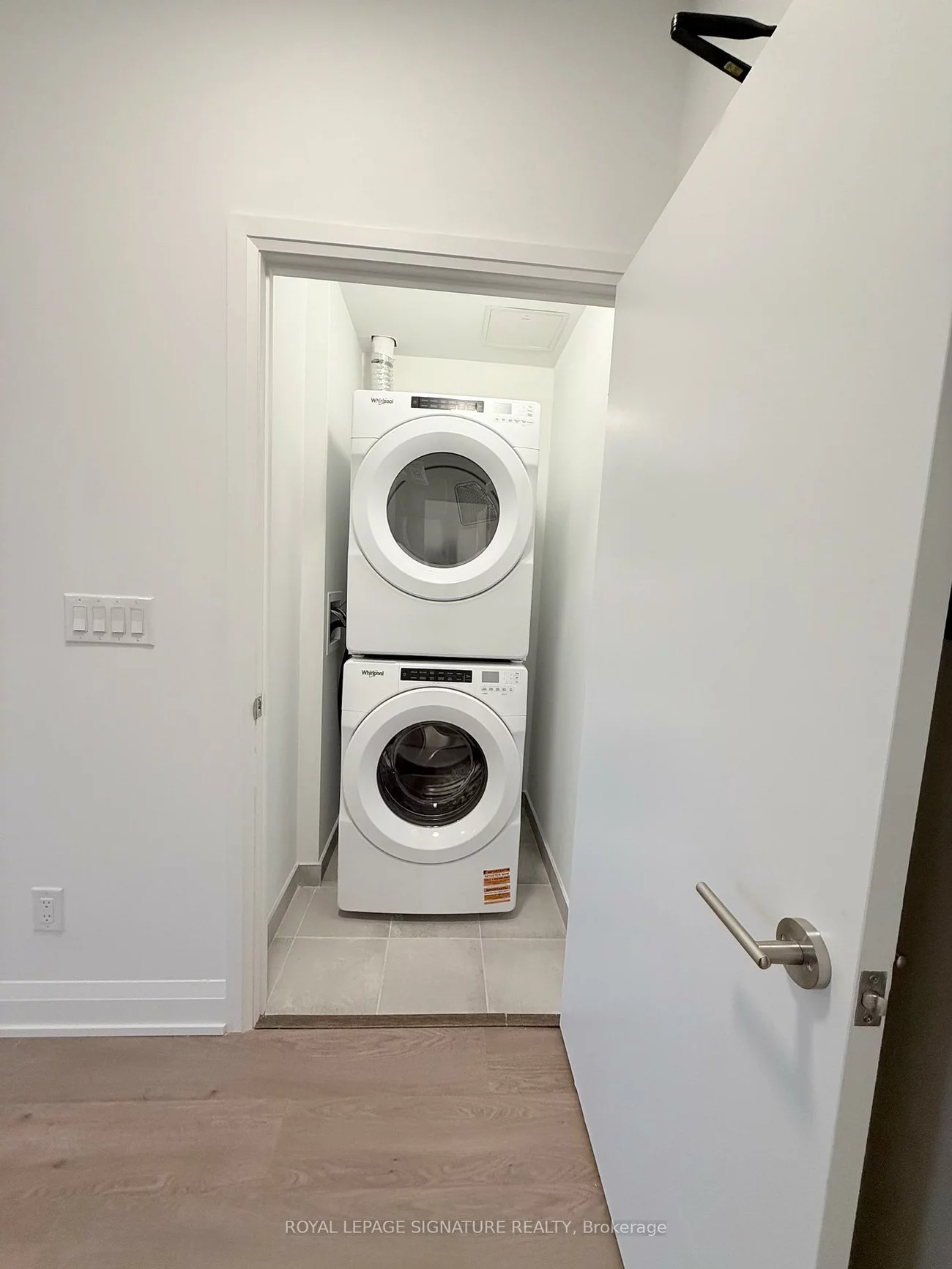 3250, Carding Mill, 1008 - GO Glenorchy, Oakville