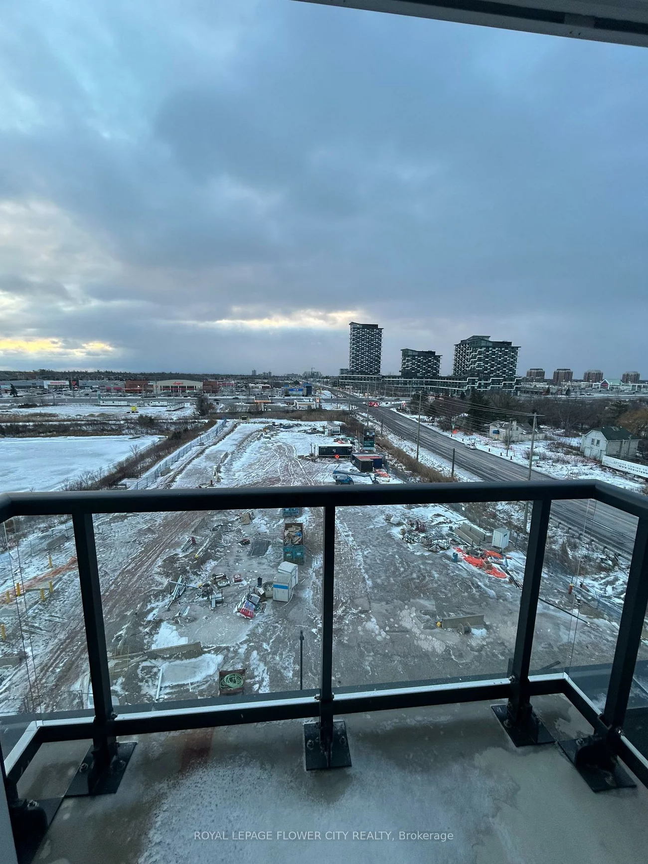 3071, Trafalgar, 1010 - JM Joshua Meadows, Oakville