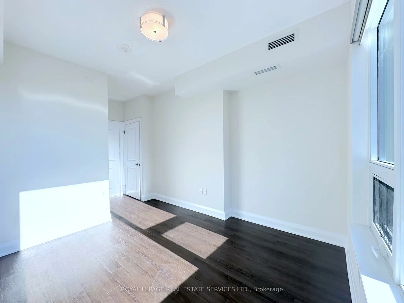 2333, Taunton, 1015 - RO River Oaks, Oakville