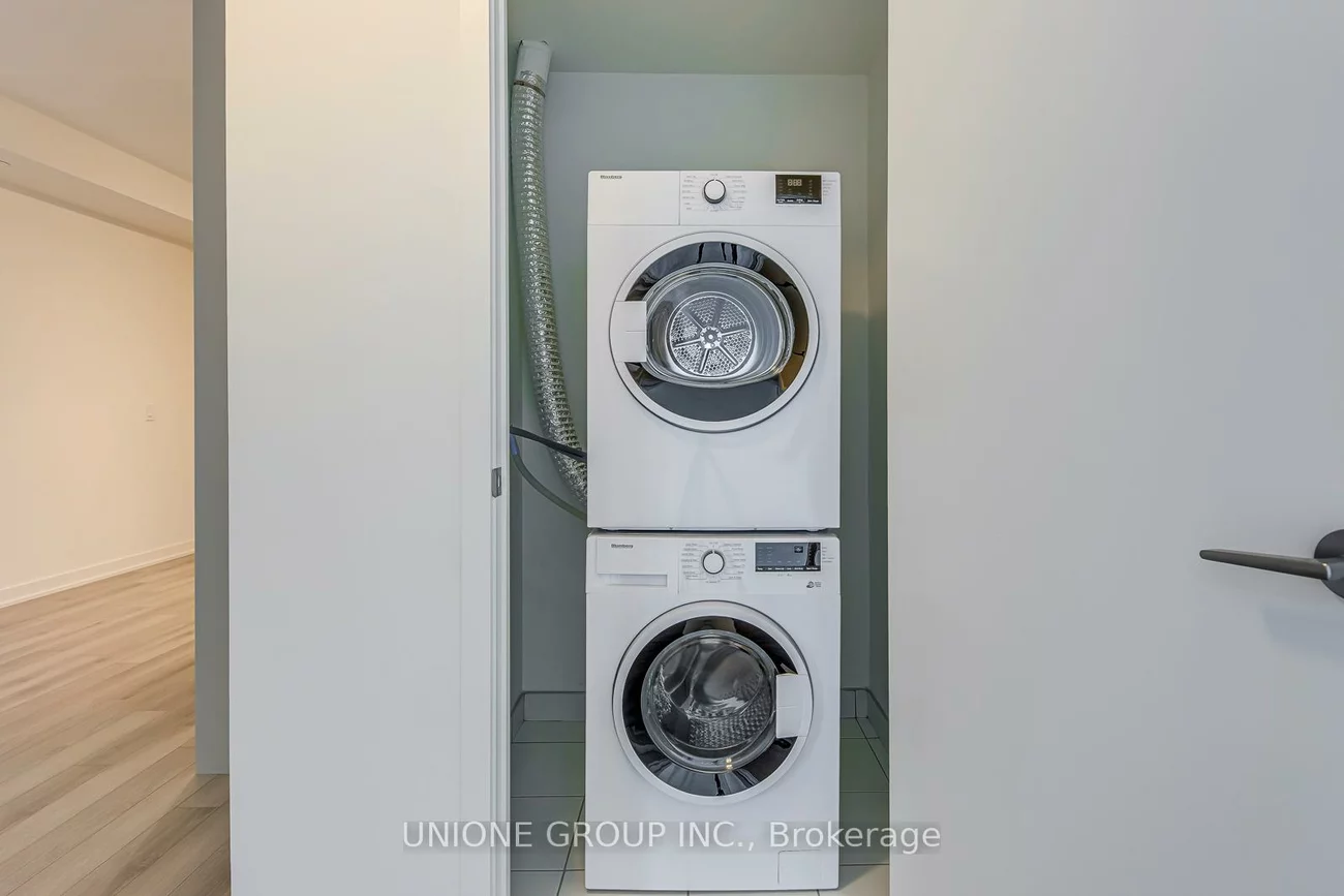 3071, Trafalgar, 1010 - JM Joshua Meadows, Oakville