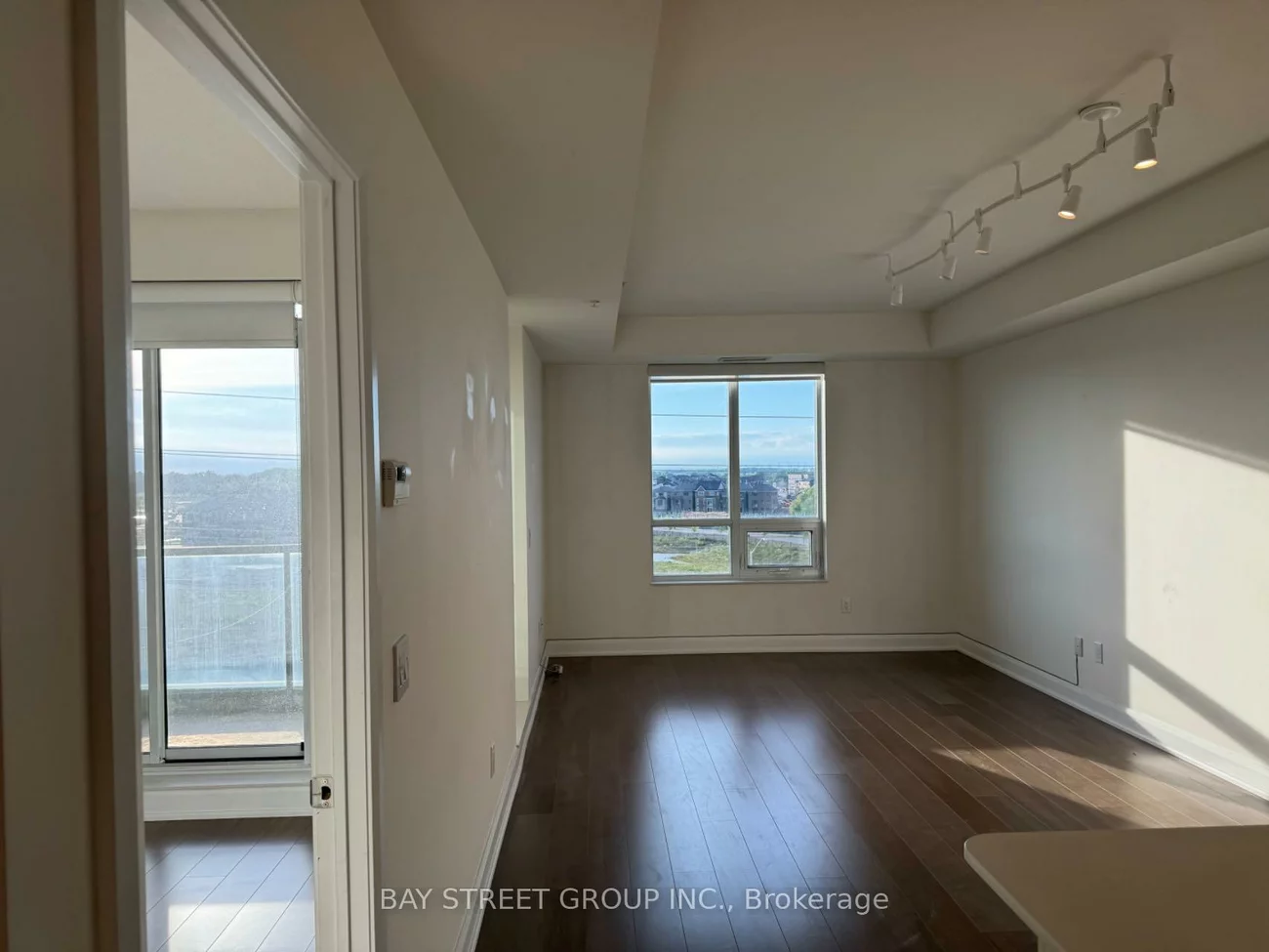 2480, Prince Michael, 1009 - JC Joshua Creek, Oakville