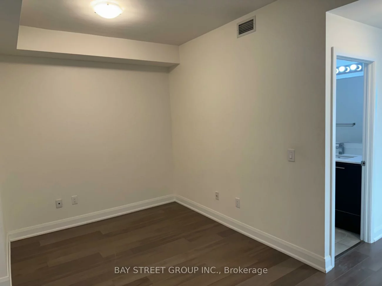 2480, Prince Michael, 1009 - JC Joshua Creek, Oakville