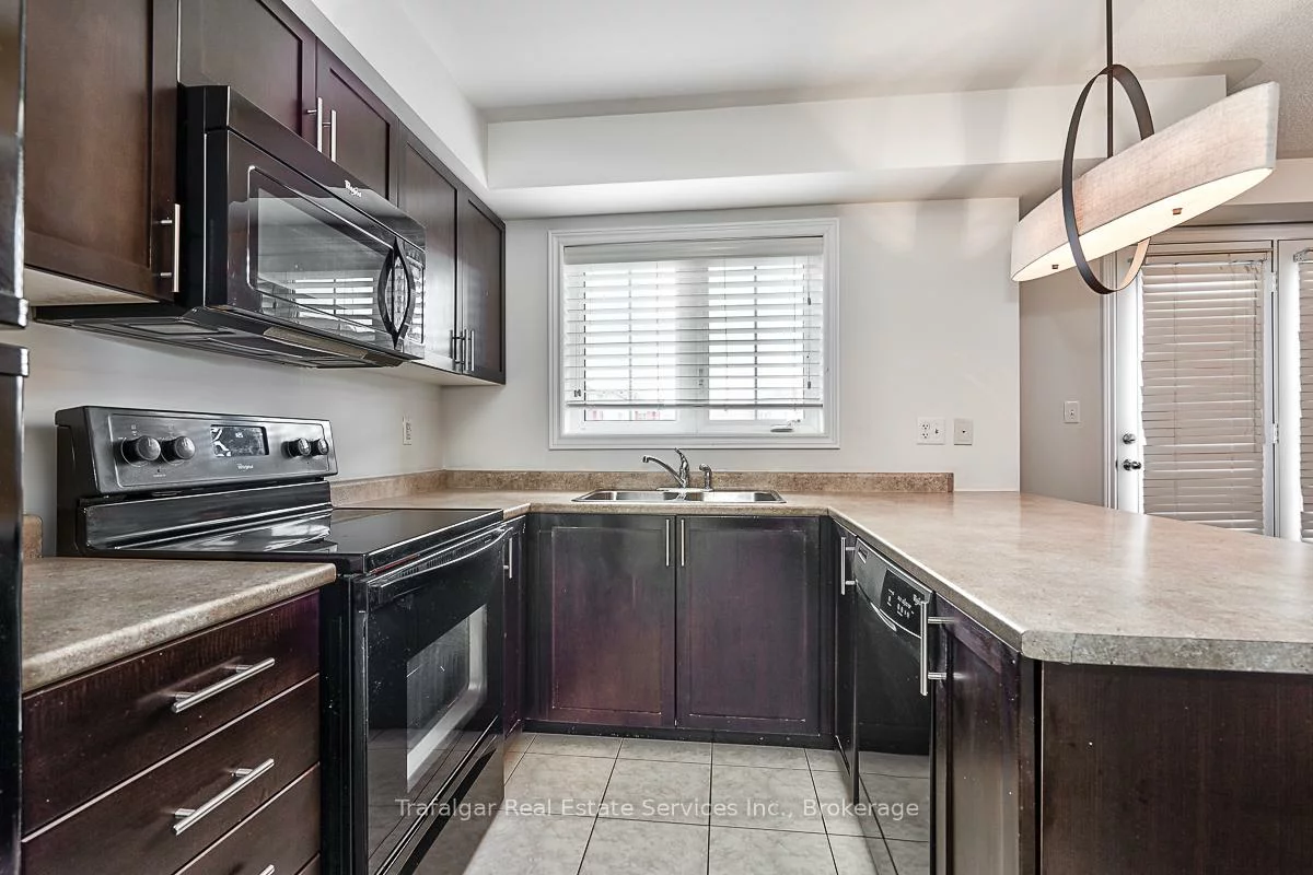 39, Hays, 1015 - RO River Oaks, Oakville