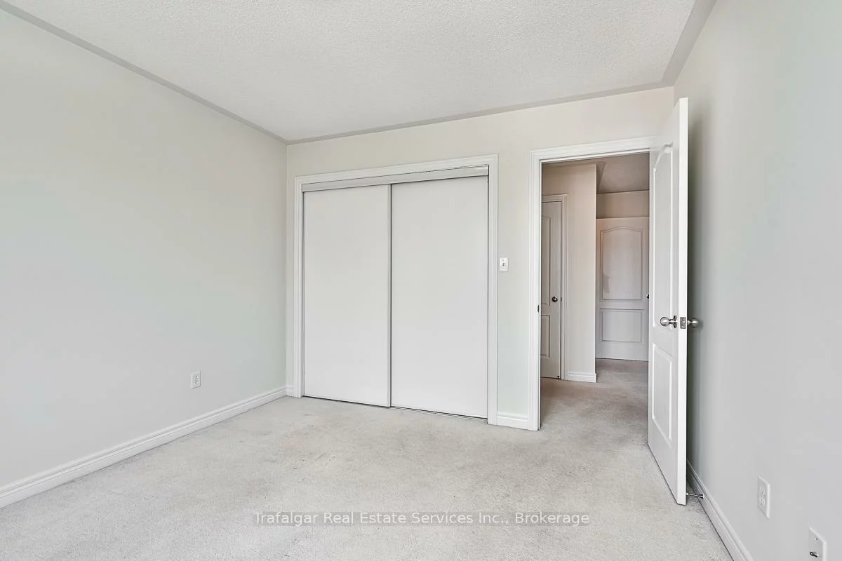 39, Hays, 1015 - RO River Oaks, Oakville