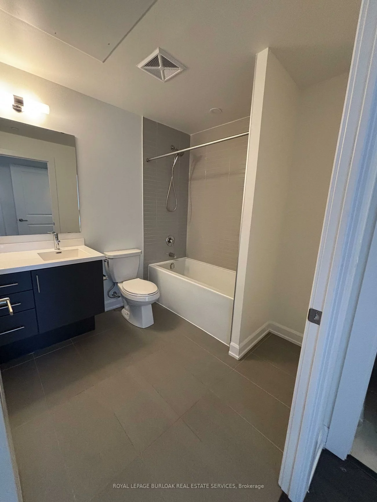 3200, William Coltson, 1010 - JM Joshua Meadows, Oakville