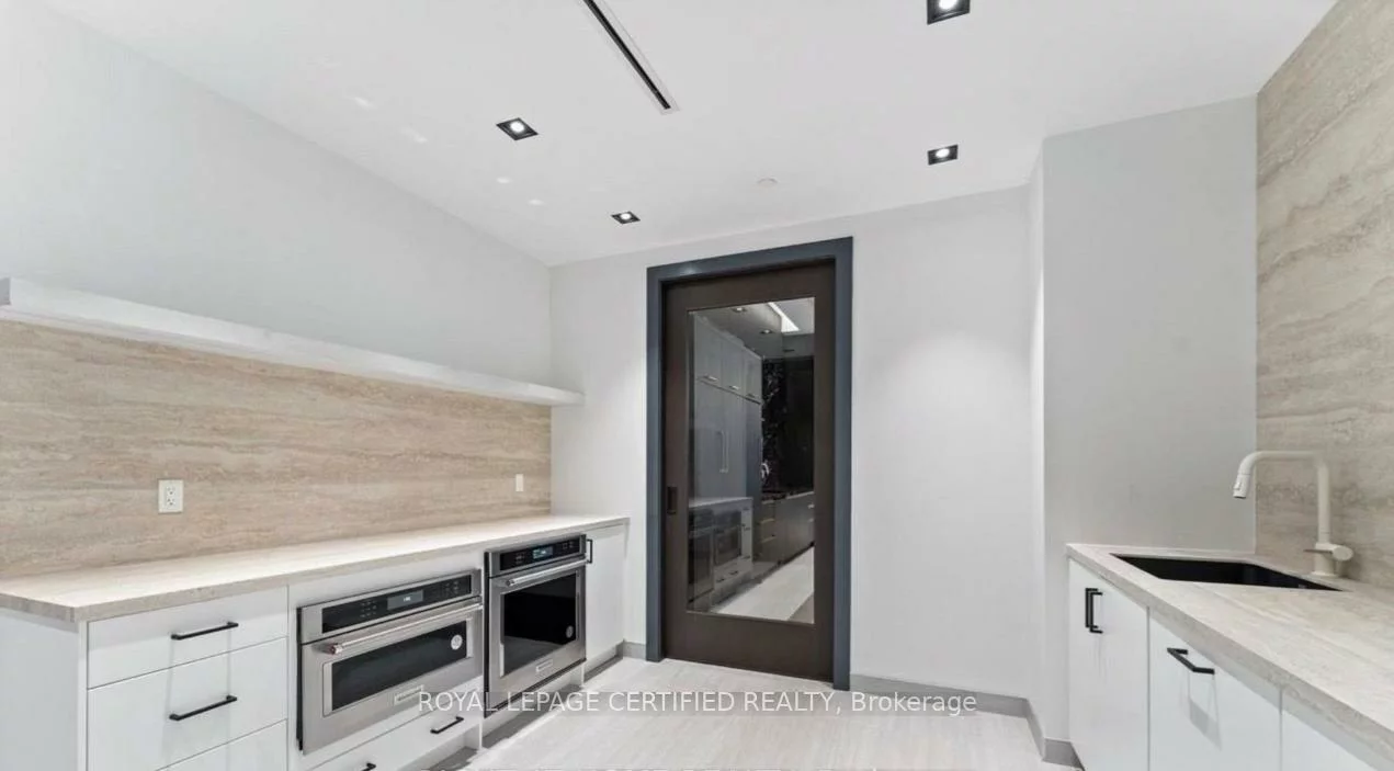 412, Silver Maple, 1010 - JM Joshua Meadows, Oakville