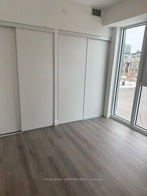 412, Silver Maple, 1010 - JM Joshua Meadows, Oakville