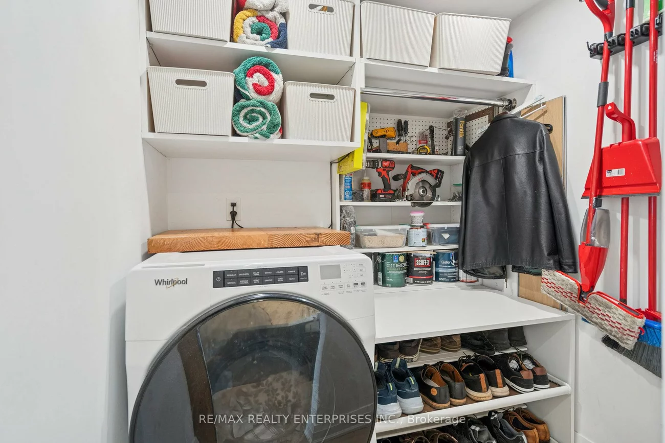 185, Robinson, 1013 - OO Old Oakville, Oakville