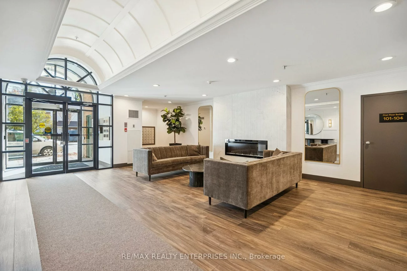 185, Robinson, 1013 - OO Old Oakville, Oakville