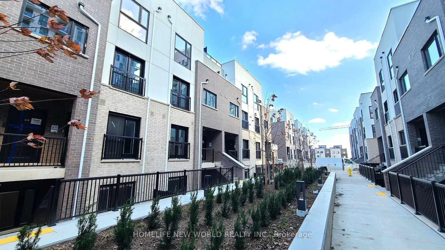 349, Wheat Boom, 1010 - JM Joshua Meadows, Oakville