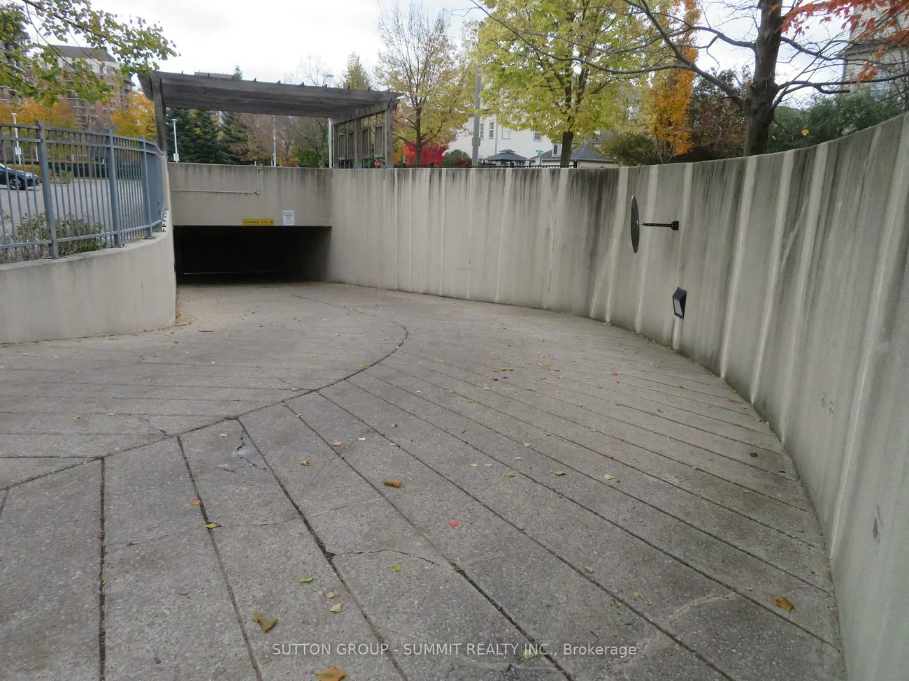 2325, Central Park, 1015 - RO River Oaks, Oakville