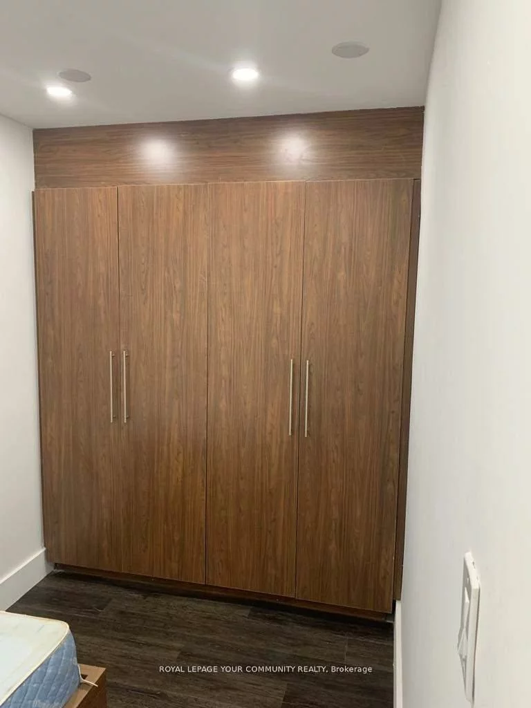 1450, Glen Abbey, 1007 - GA Glen Abbey, Oakville