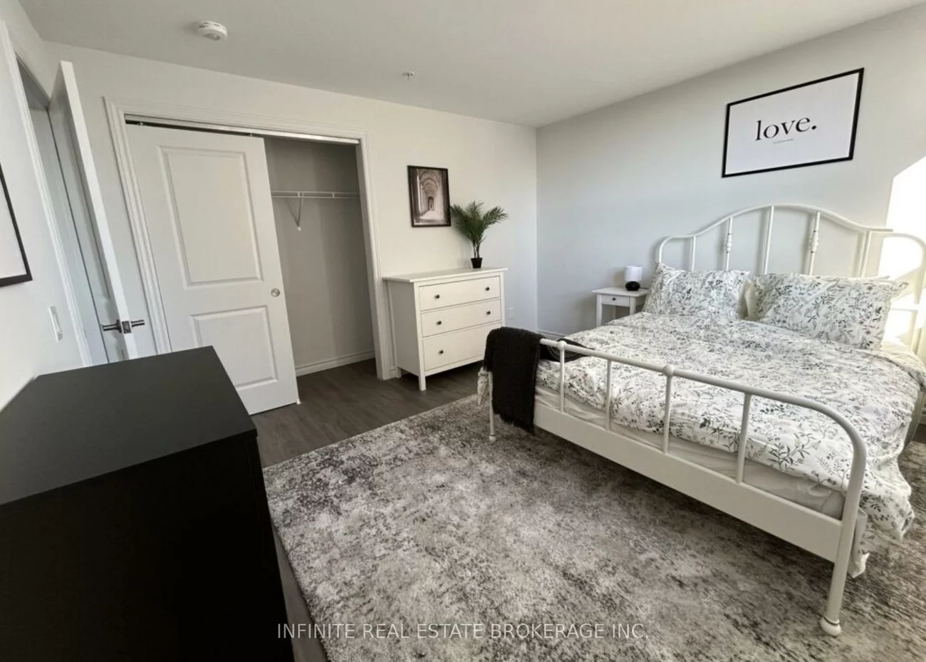 1254, Marlborough, 1003 - CP College Park, Oakville