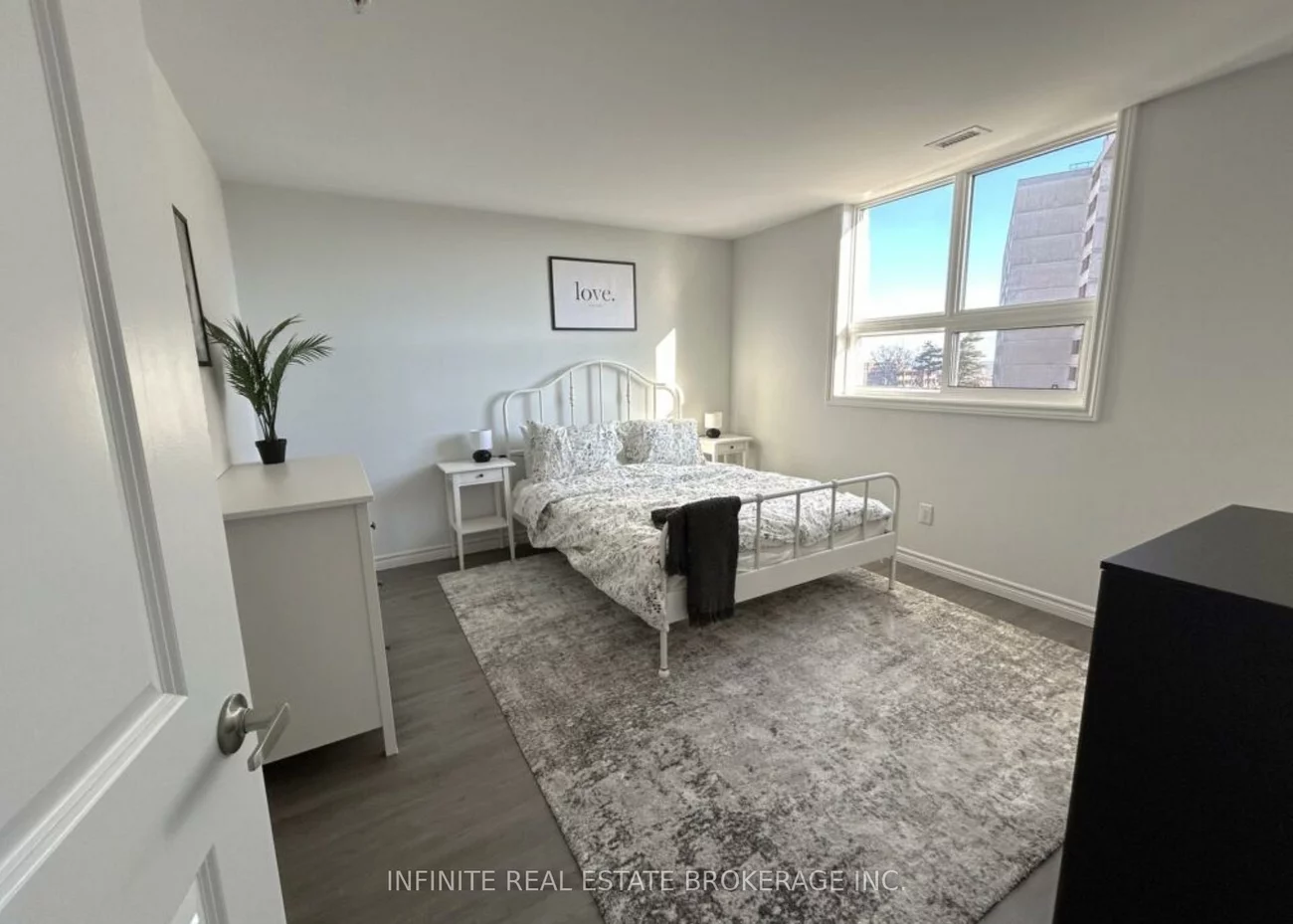 1254, Marlborough, 1003 - CP College Park, Oakville