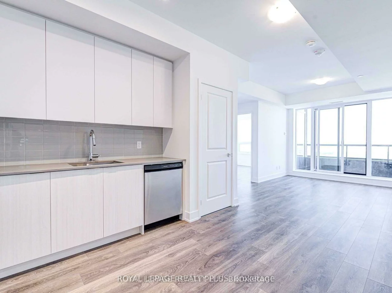 297, Oak Walk, 1015 - RO River Oaks, Oakville