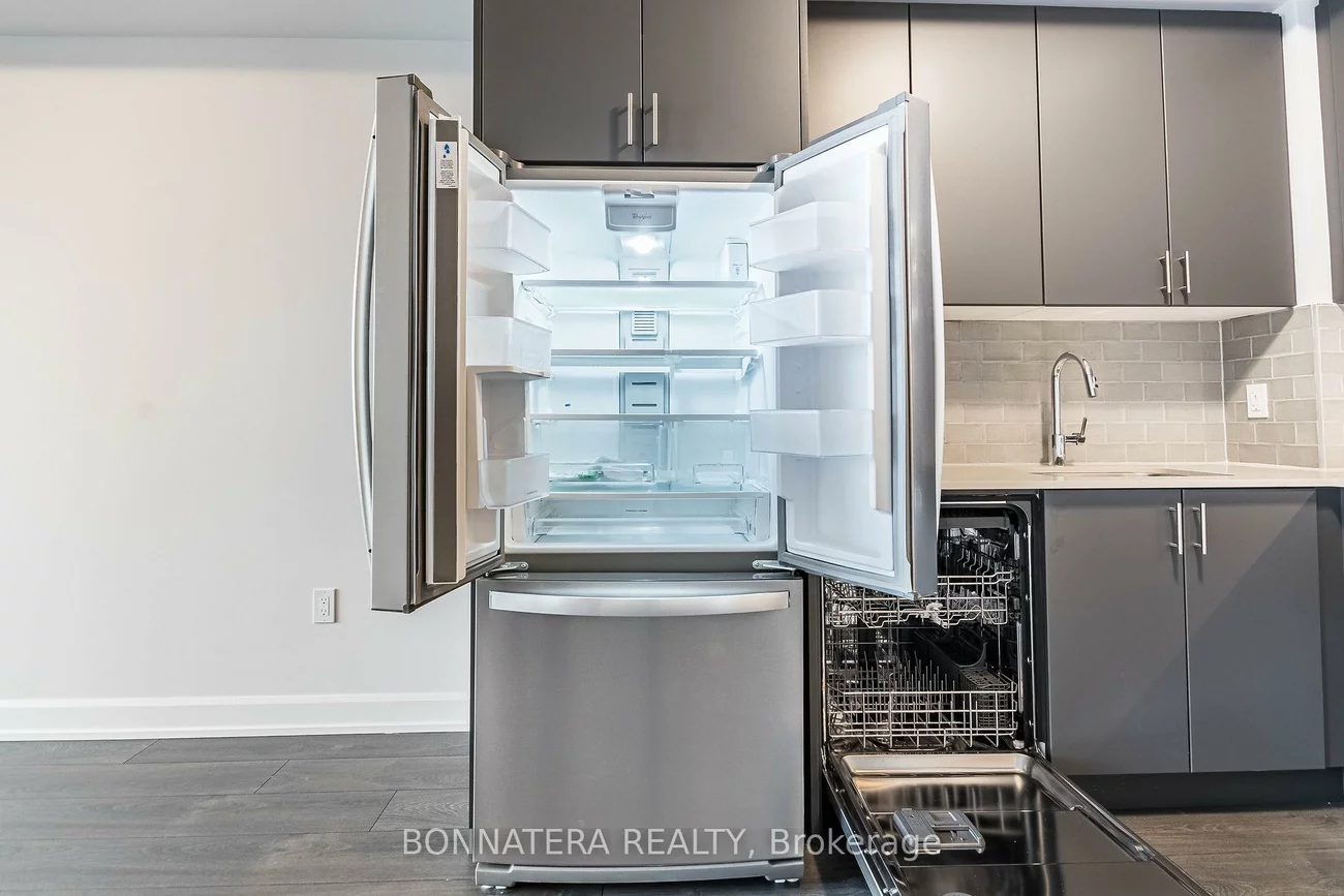 3200, William Coltson, 1010 - JM Joshua Meadows, Oakville