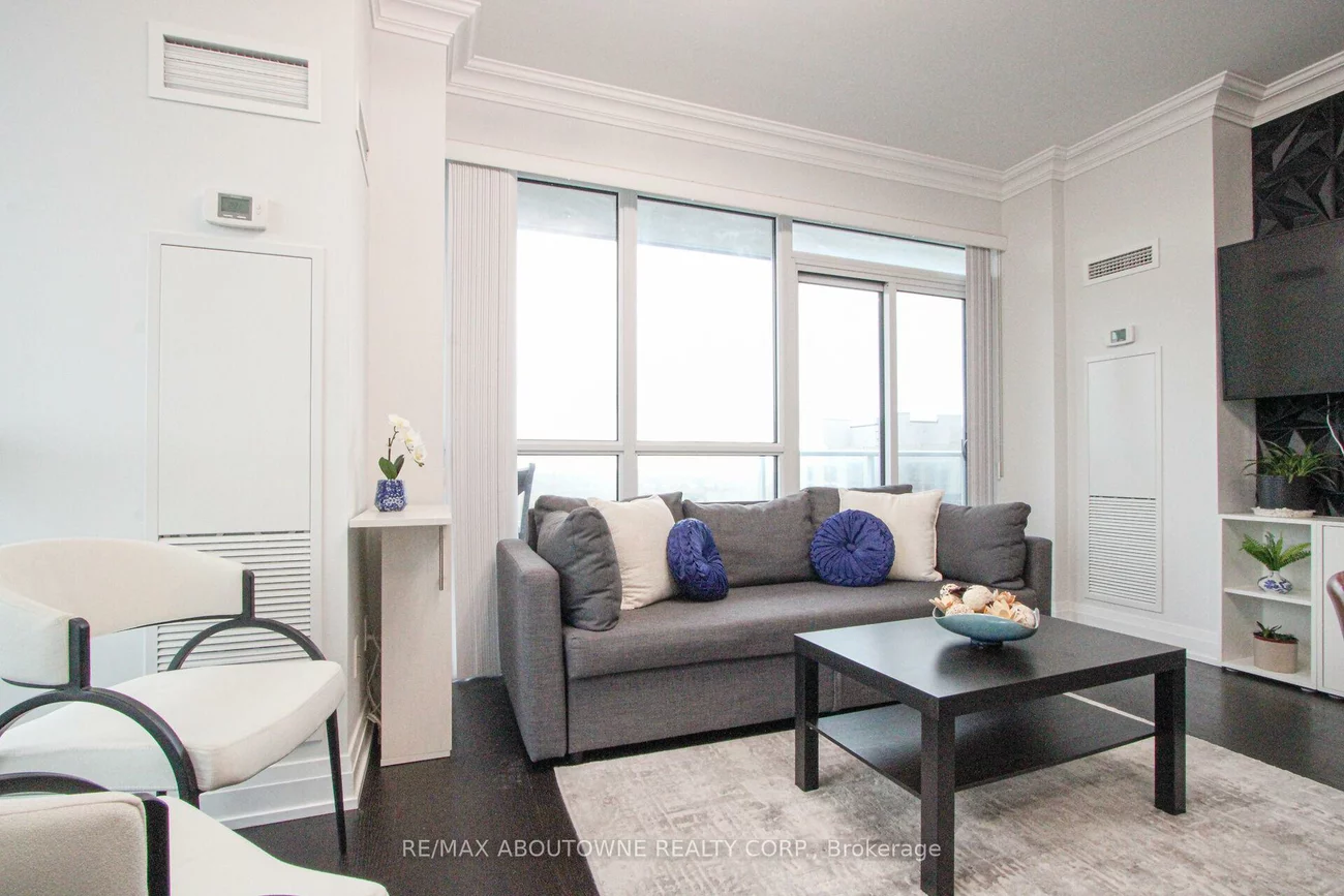 65, Speers, 1002 - CO Central, Oakville