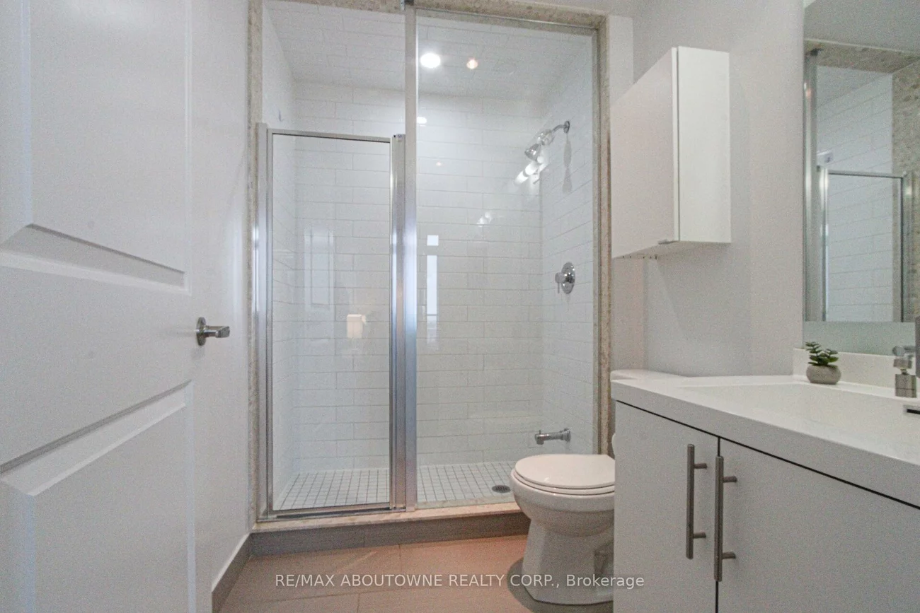 65, Speers, 1002 - CO Central, Oakville