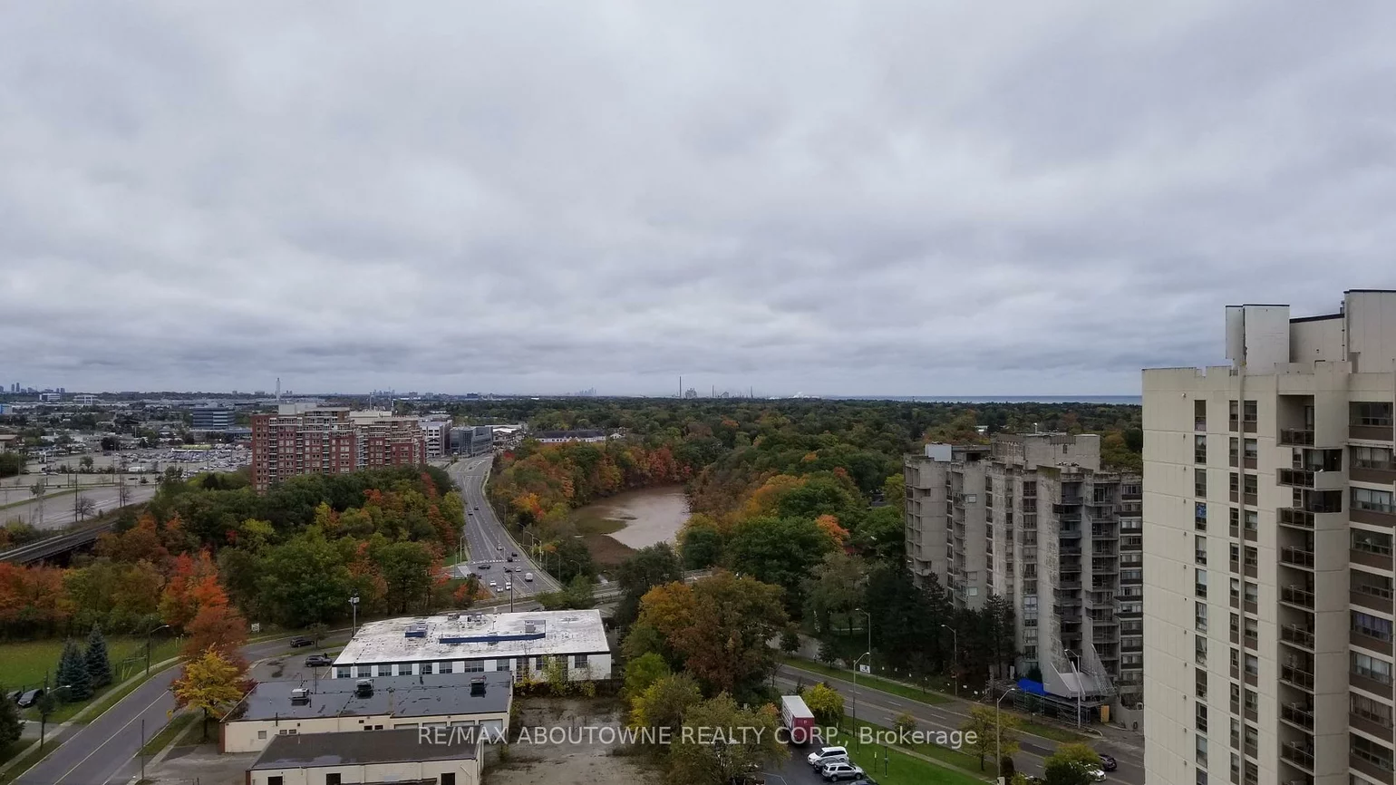 65, Speers, 1002 - CO Central, Oakville