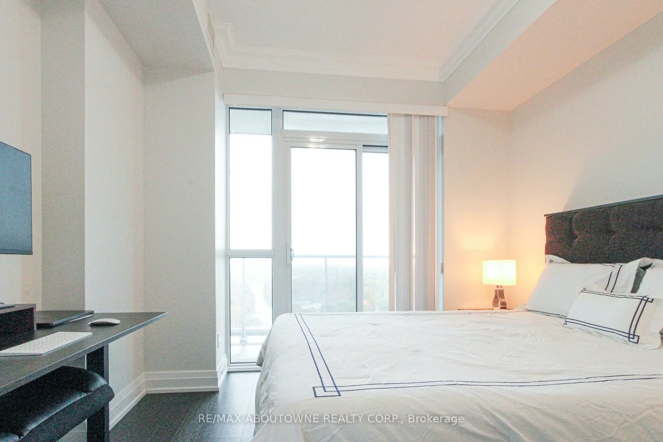 65, Speers, 1002 - CO Central, Oakville