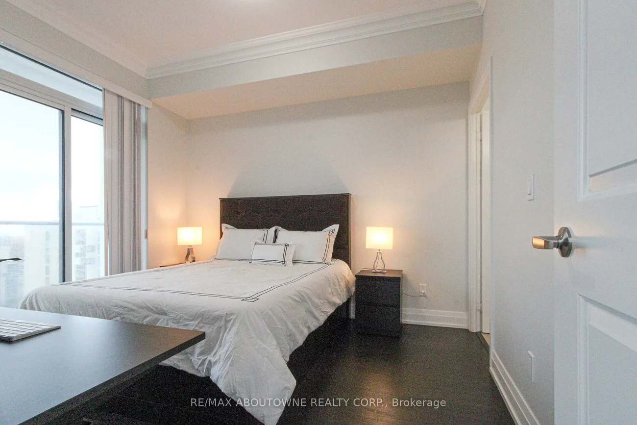 65, Speers, 1002 - CO Central, Oakville