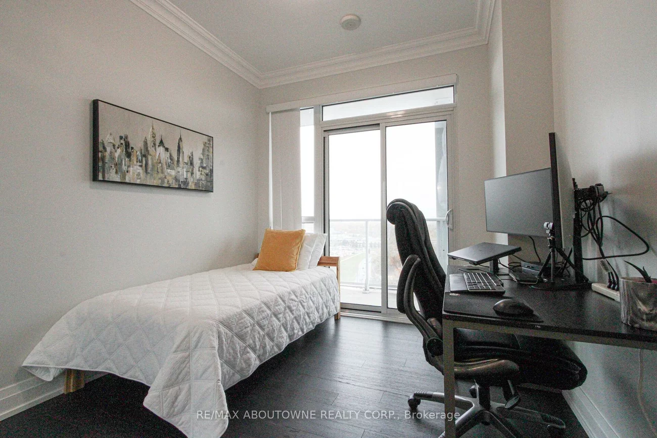 65, Speers, 1002 - CO Central, Oakville