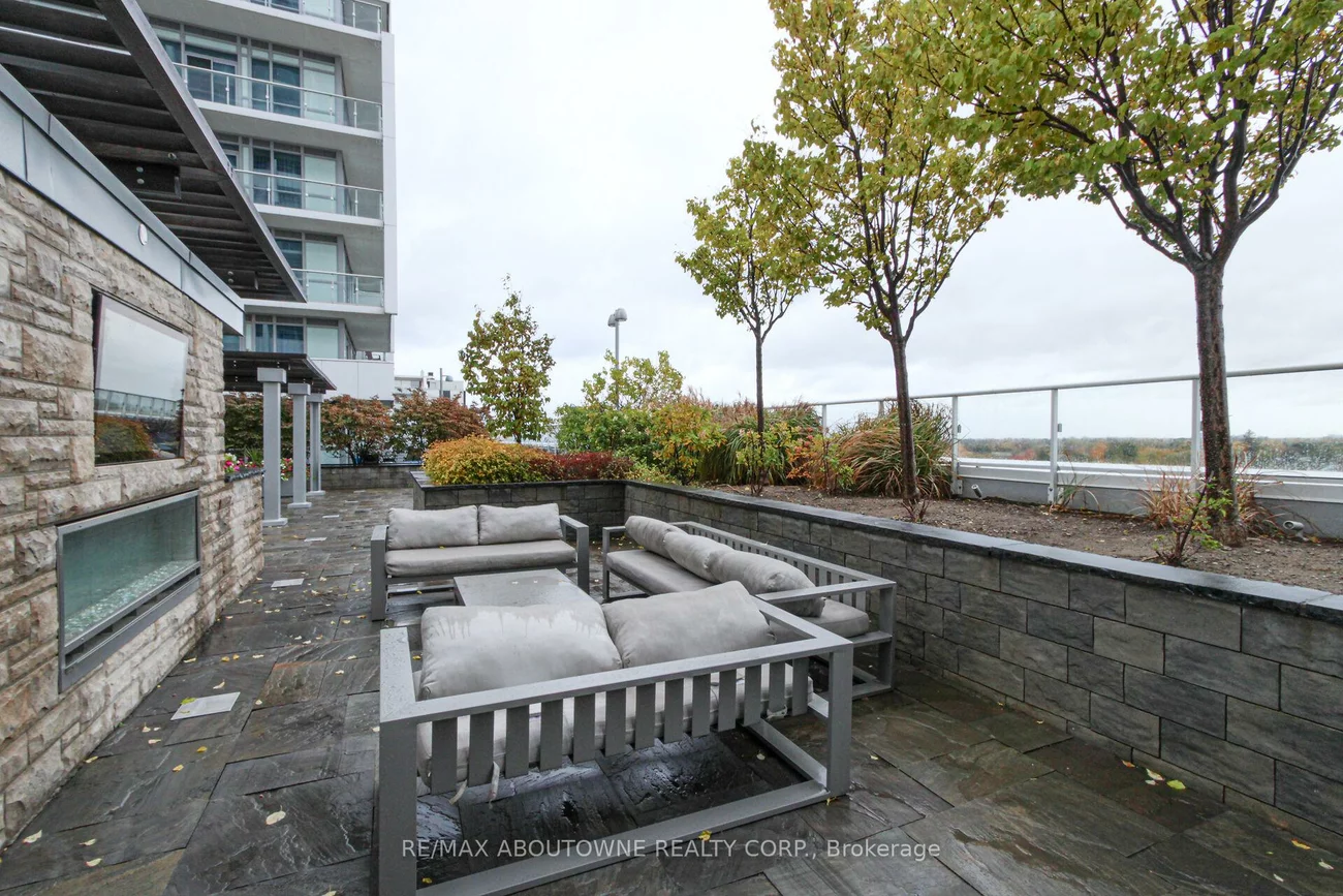 65, Speers, 1002 - CO Central, Oakville