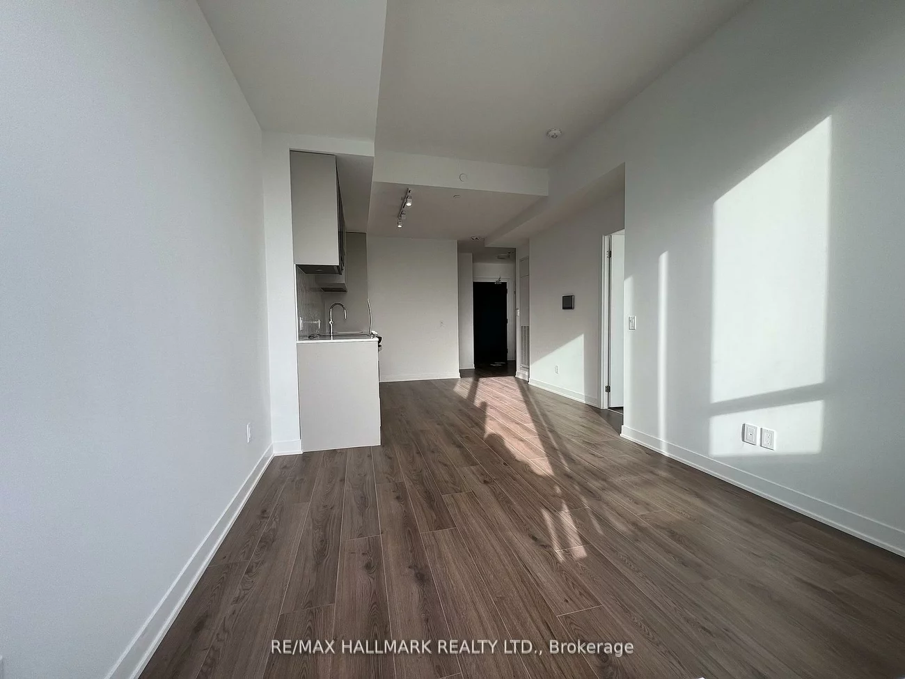 405, Dundas, 1008 - GO Glenorchy, Oakville