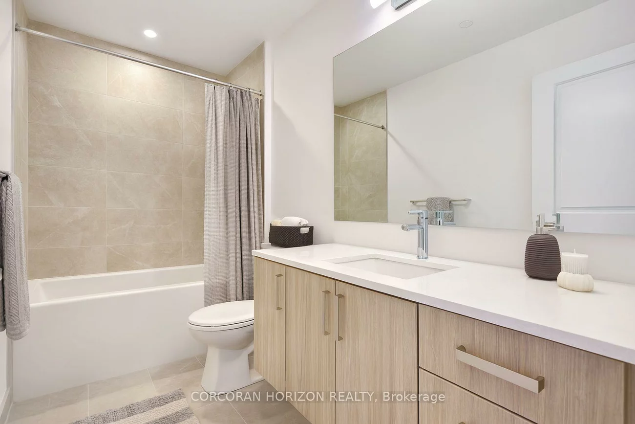 3240, William Coltson, 1010 - JM Joshua Meadows, Oakville